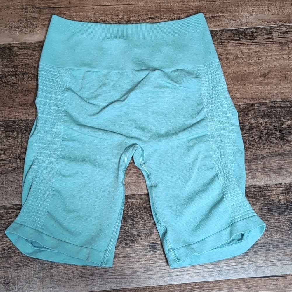Alphalete High Rise Compression‎ Biker Shorts Size Large In Teal Blue